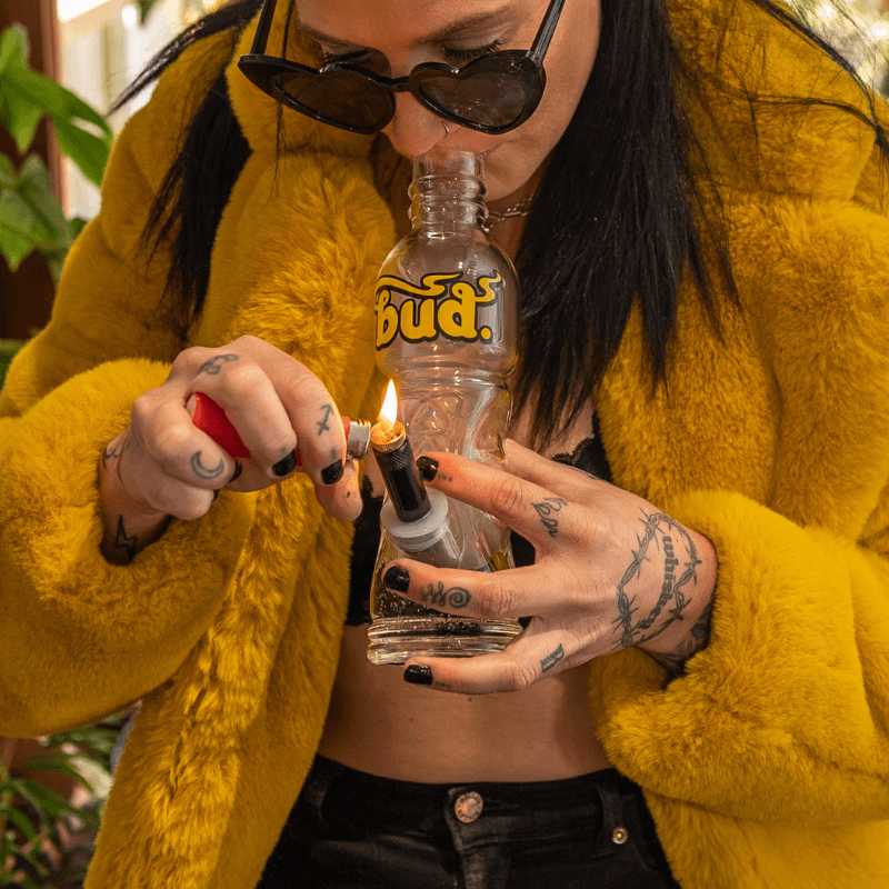 Bud Bottle Bong 23cm - Image 6