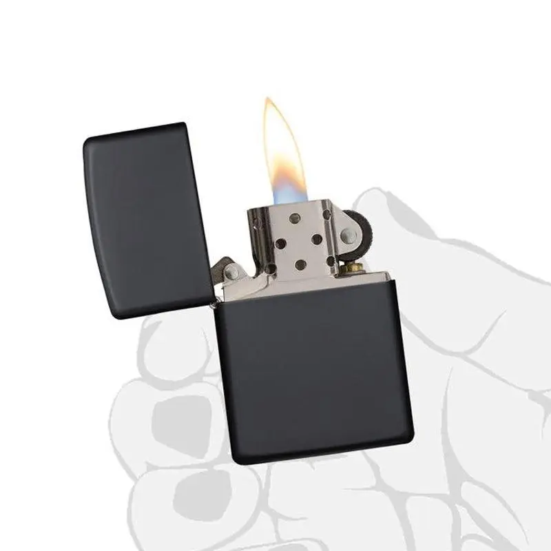 Zippo Classic Black Matte Lighter - Image 6