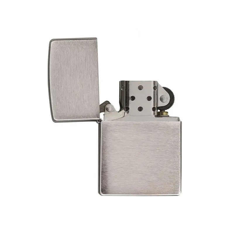 Zippo Classic Brushed Chrome Lighter - Image 3