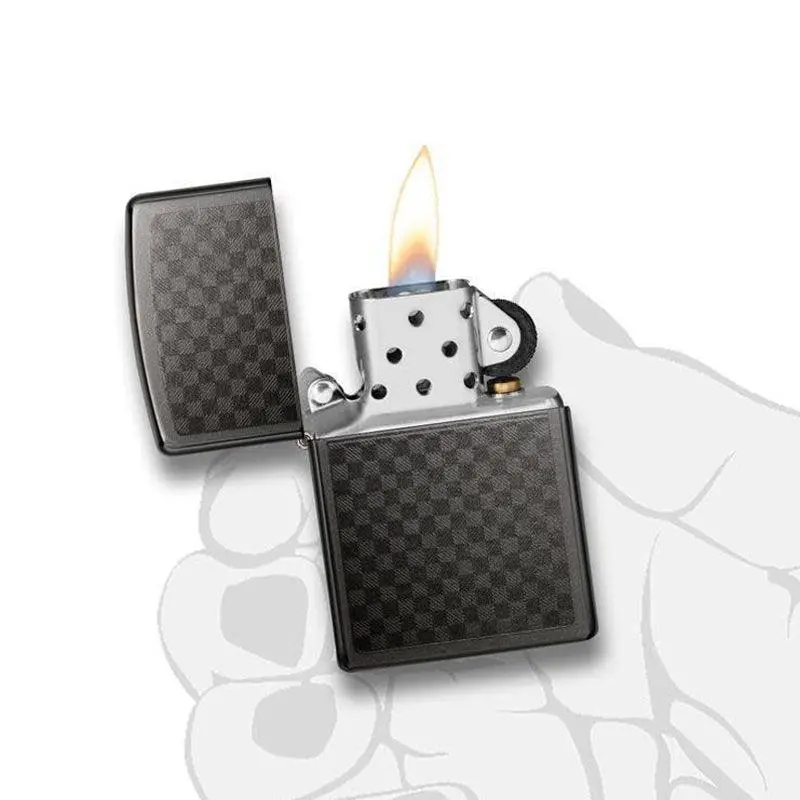 Zippo Grey Iced Carbon Fibre Lighter - Image 6